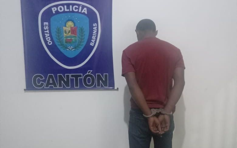En CarniceríaCPEB Capturó sujetocuando intentó robar