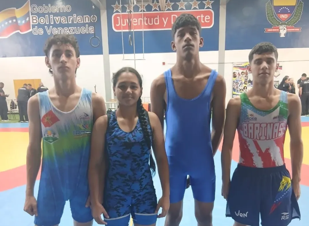 Logran oro y plata en selectivoLuchadores barineses aseguraron boletospara Juegos de la Juventud en Panamá