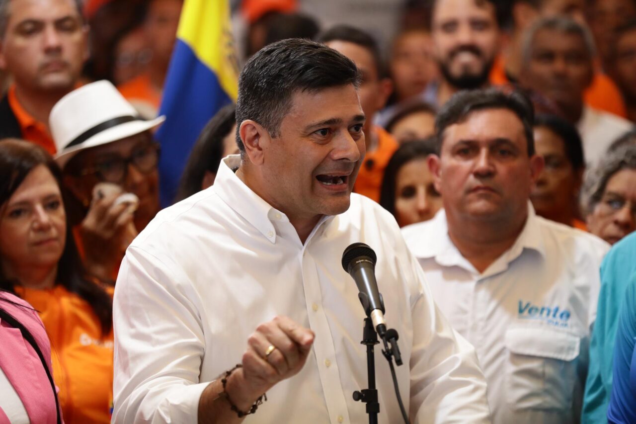 Freddy Superlano: «El Rodeo I es más parecido a un campo de concentración que a una cárcel»