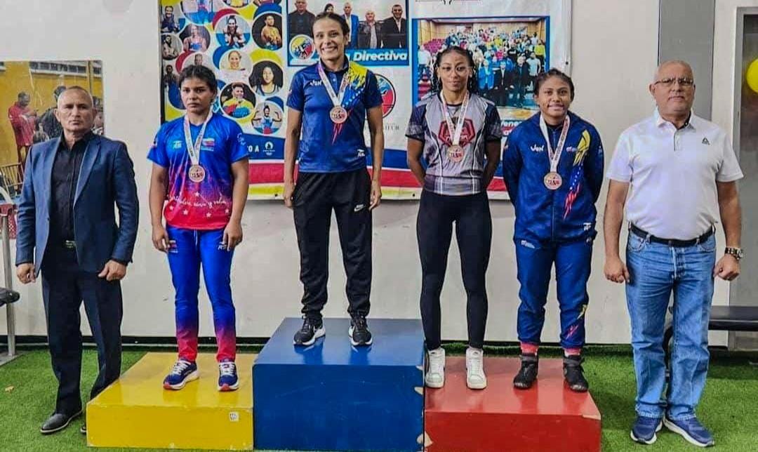 ‎Gana cupo a la selección Nacional Yohelyn Valera conquista la medalla de Oro en Lucha Olímpica Nacional Femenino
