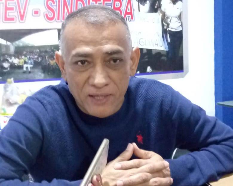 Hoy a las 9 am en la Floresta                                 Se concentran gremios y sindicatos para        exigir mejoras para los trabajadores