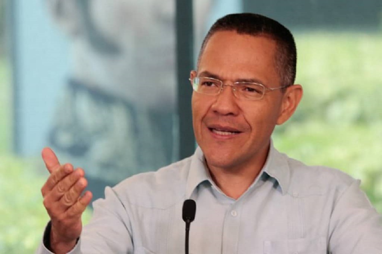 Ernesto Villegas anunciósu renuncia a militancia del PSUV