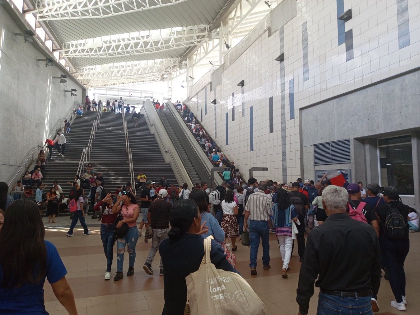 Al menos seis heridos deja choque de ferrocarril en Estación Simón Bolívar de Caracas
