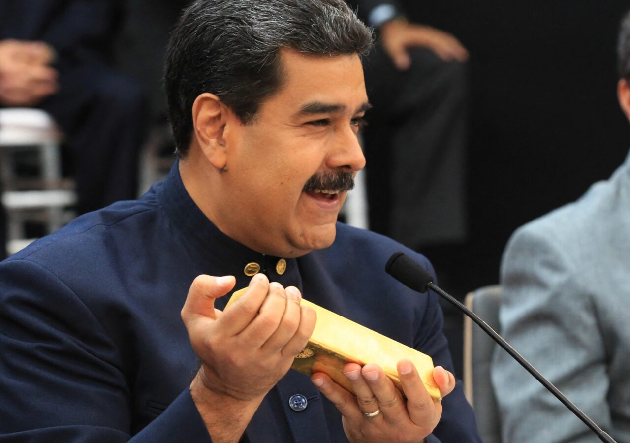 Oro venezolano habría sido usadopara pagar productos del CLAP