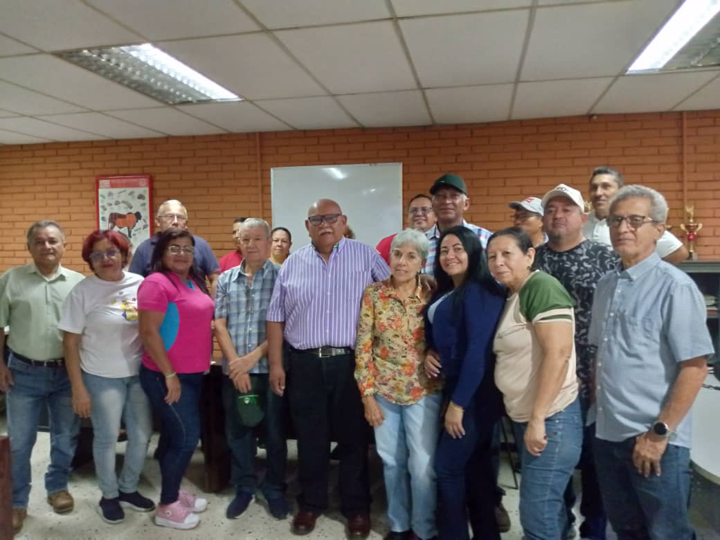 Se suman a marchaSalarios dignos piden para trabajadoresde Agricultura y Tierras