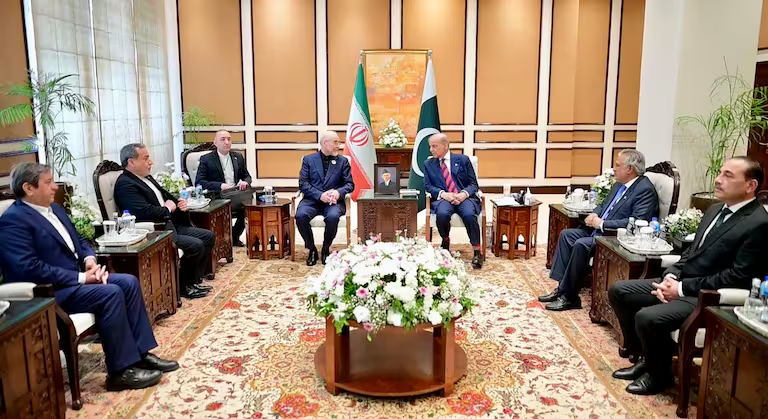 Irán y EE. UU. cierran la primera fase de diálogo en Islamabad con avances preliminares
