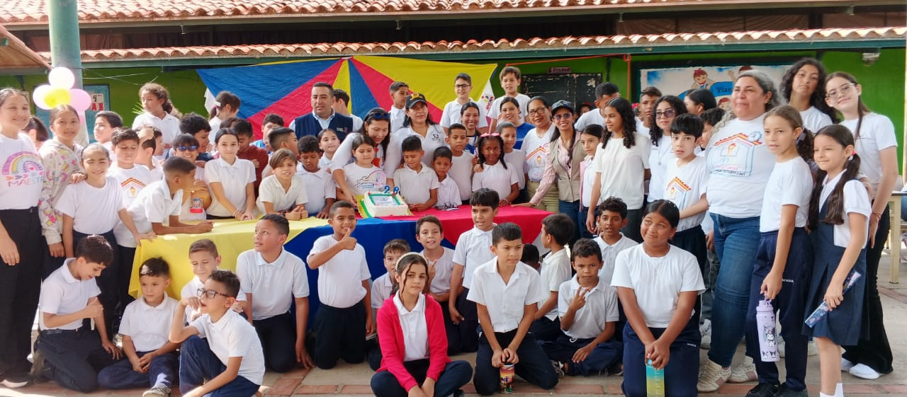 Un despliegue de arte y derechosIDENNA conmemoró el 26° Aniversario dela LOPNNA con la «EXPO-LOPNNA 2026»