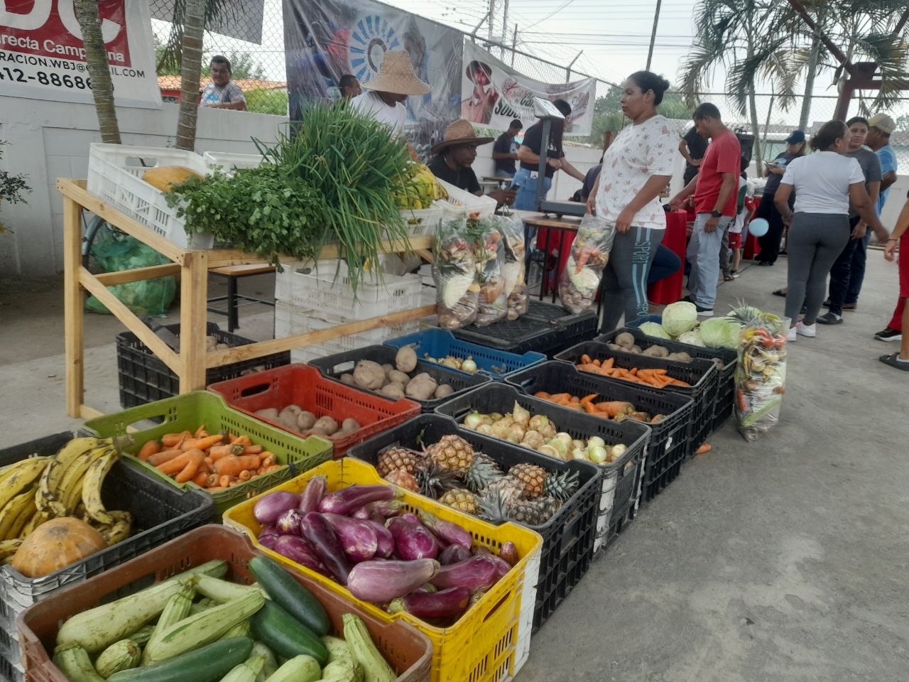 Combate a la especulación_Más de 12 mil familias barinesas recibieron atención alimentaria a precios justos