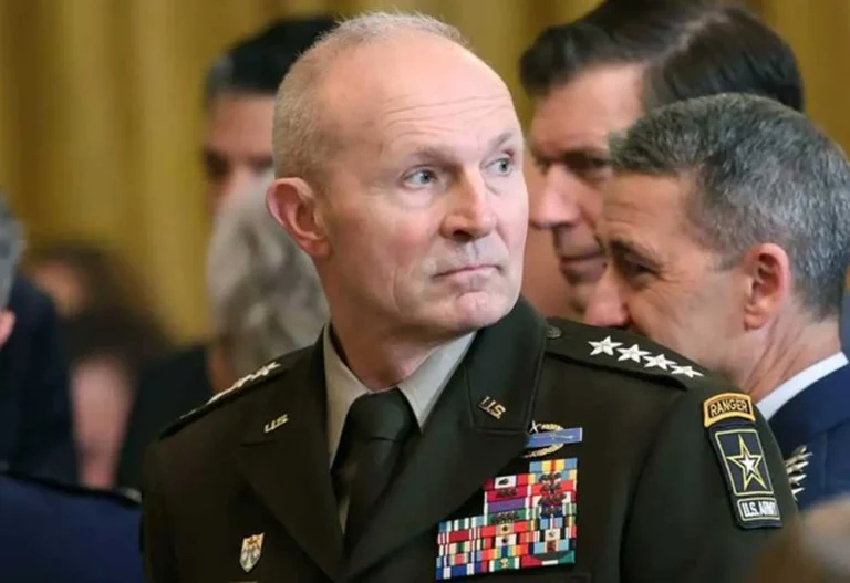 Destituyen al jefe del Estado Mayor del Ejército de EEUU en plena guerra de Irán