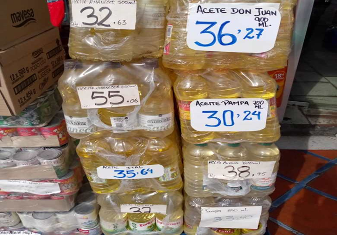 Precio del aceite de 900 ML se ubicaentre 30 y 55 dólares en comercios al mayor