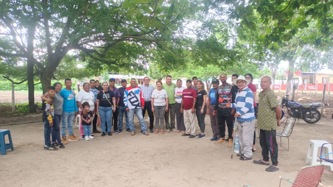 En municipio Cruz Paredes de BarinasAnalizan Proyecto Agroalimentariopresentado por Secretaría Agraria de AD