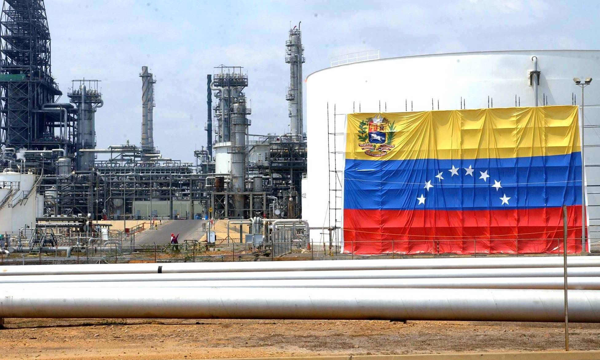 Transparencia VenezuelaTemen que privatizaciones “a oscuras”se repartan entre amigos del gobierno