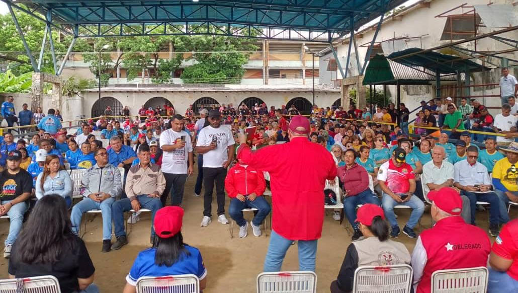 Clase trabajadora barinesa reiteró vigencia de la LOTTT en asamblea general en la Casa Sindical