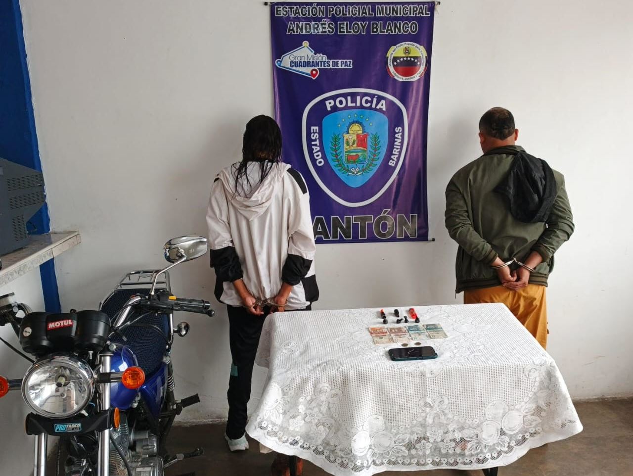 En Andrés Eloy BlancoCPEB detuvo dos microdistribuidores de drogas