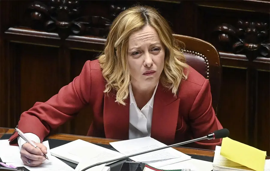 Meloni responde a Trump: «Mi popularidad no es asunto tuyo, sugiero te centres en la tuya»