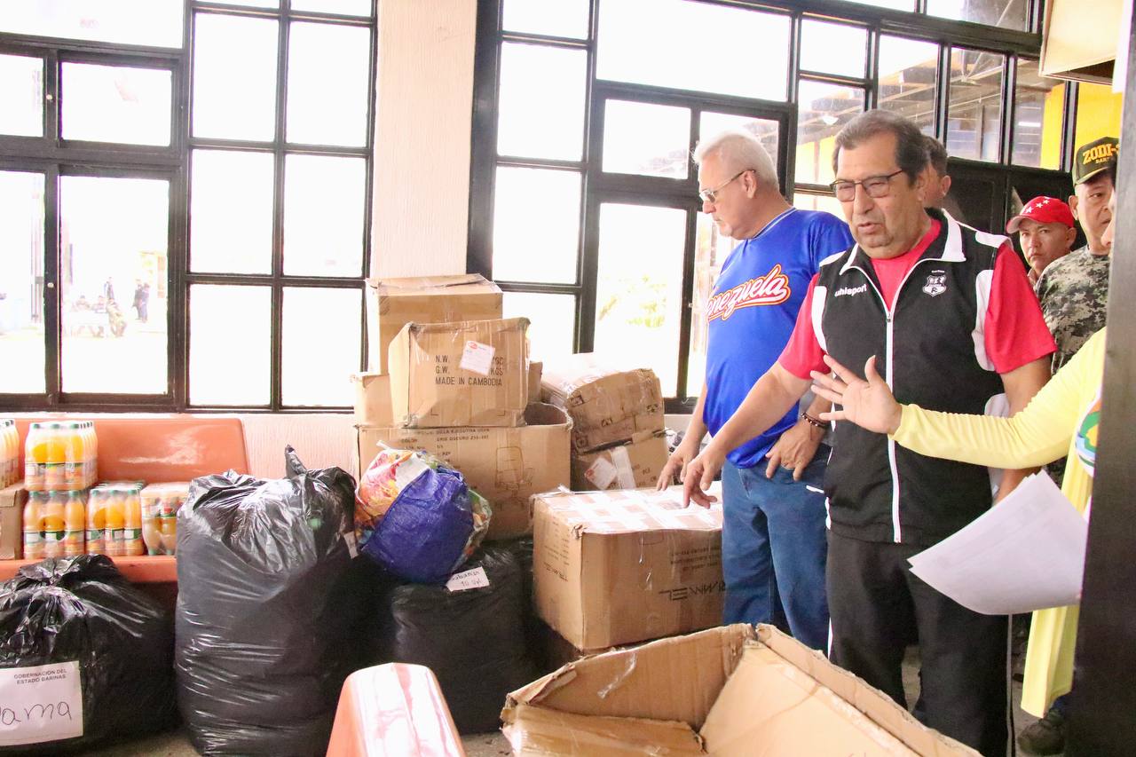 Solidaridad llanera con la capital!Barinas envía primer cargamento de 12 toneladas de ayuda humanitaria para afectados por los sismos