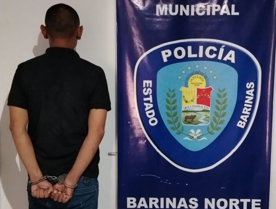 En Sosa y BarinasCPEB retuvo moto y a sujetosolicitado por tribunales