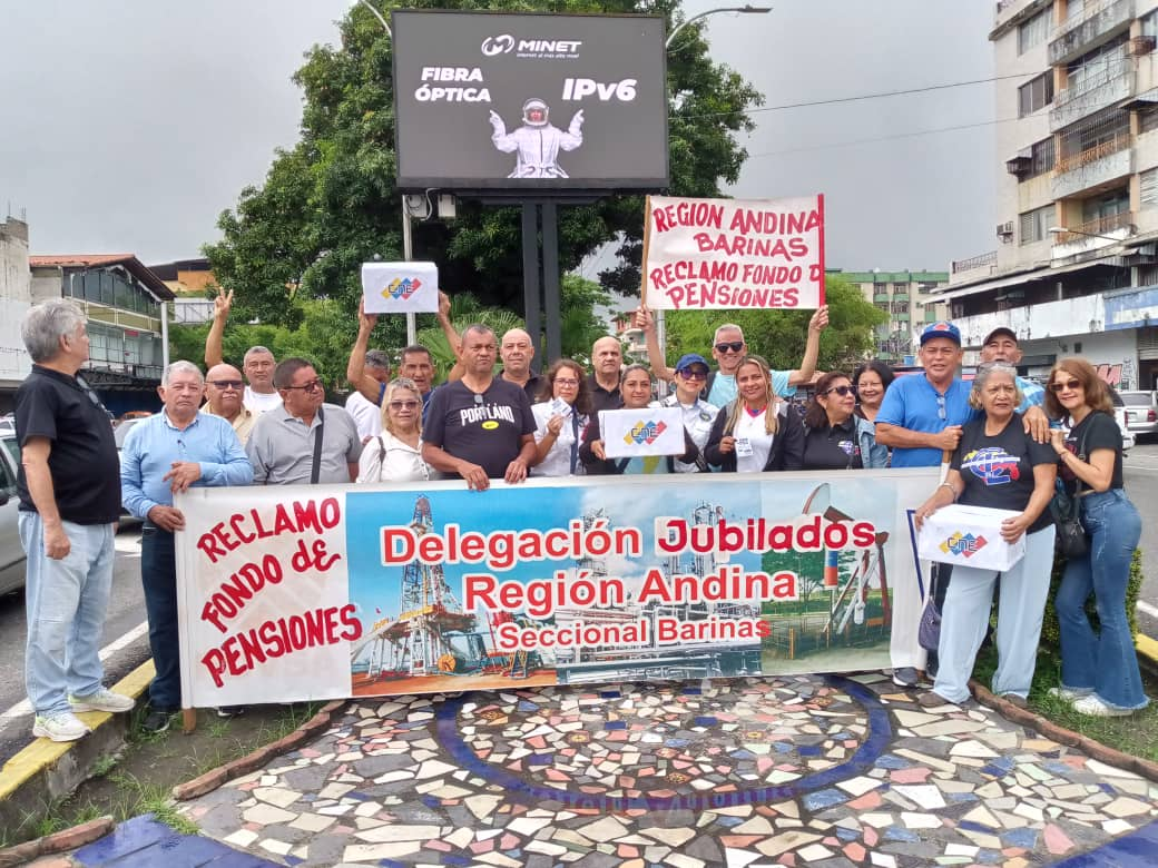 Factores políticos, gremios y jubilados            Exigen al TSJ declarar vacante absoluta                            a ciento cincuenta días sin Maduro
