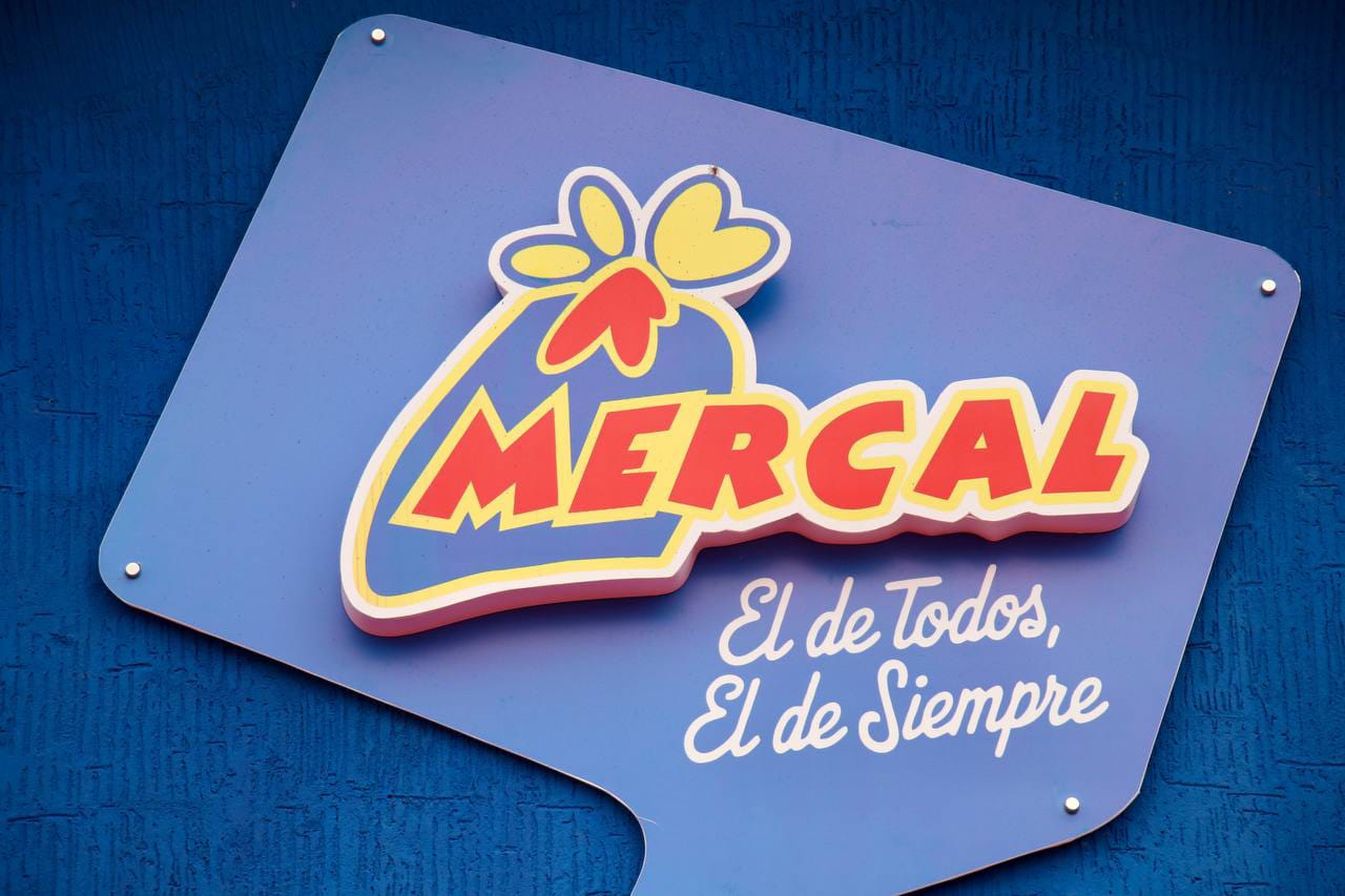 Gobierno Bolivariano de Barinas fortalece seguridad alimentaria                                    Mercal de Llano Alto se reincorpora                      a la red pública de abastecimiento