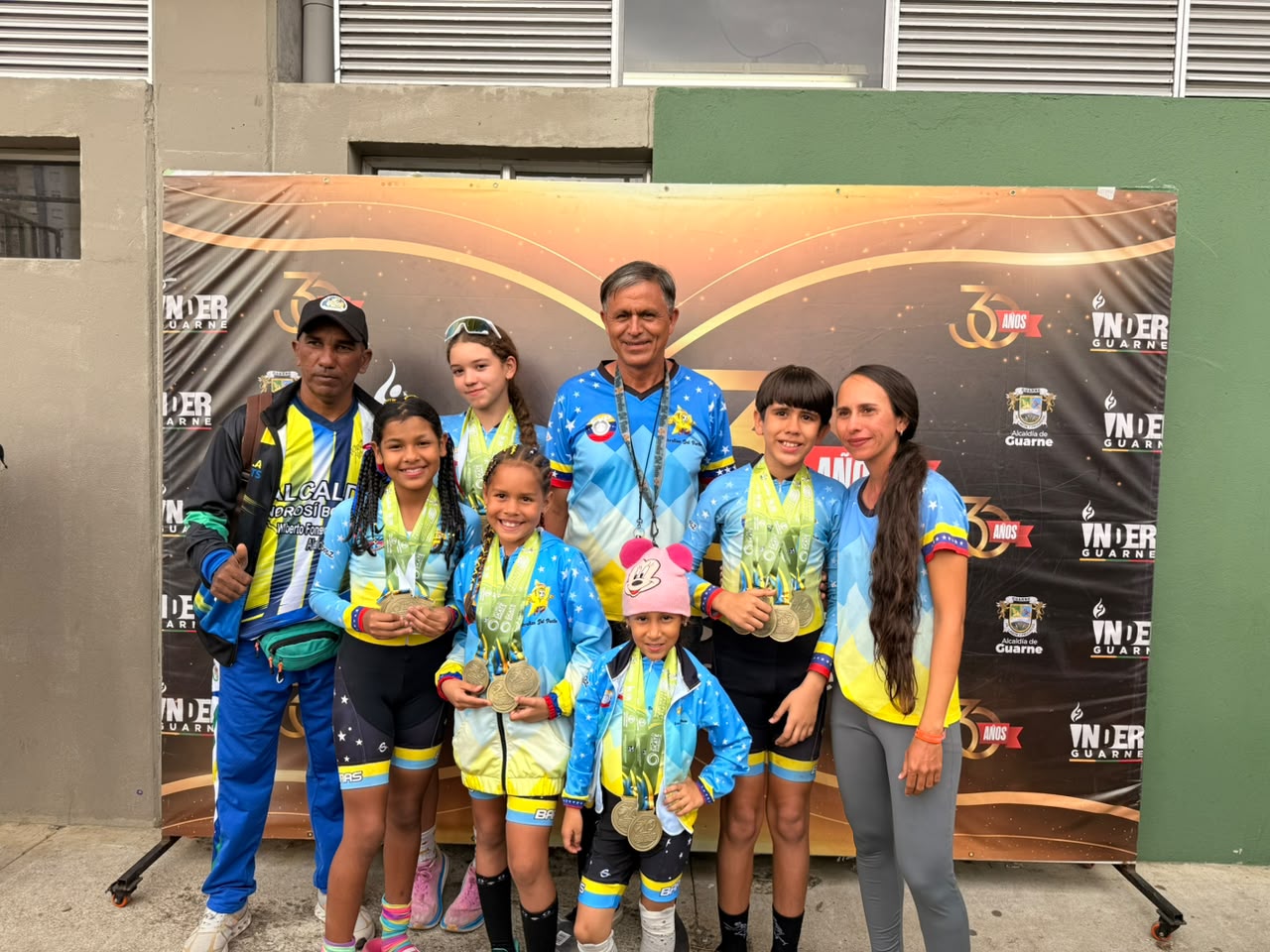 En panamericano de Colombia                     Estrellas del Patín Barinas Venezuela conquistó 16 medallas de oro y 2 de plata