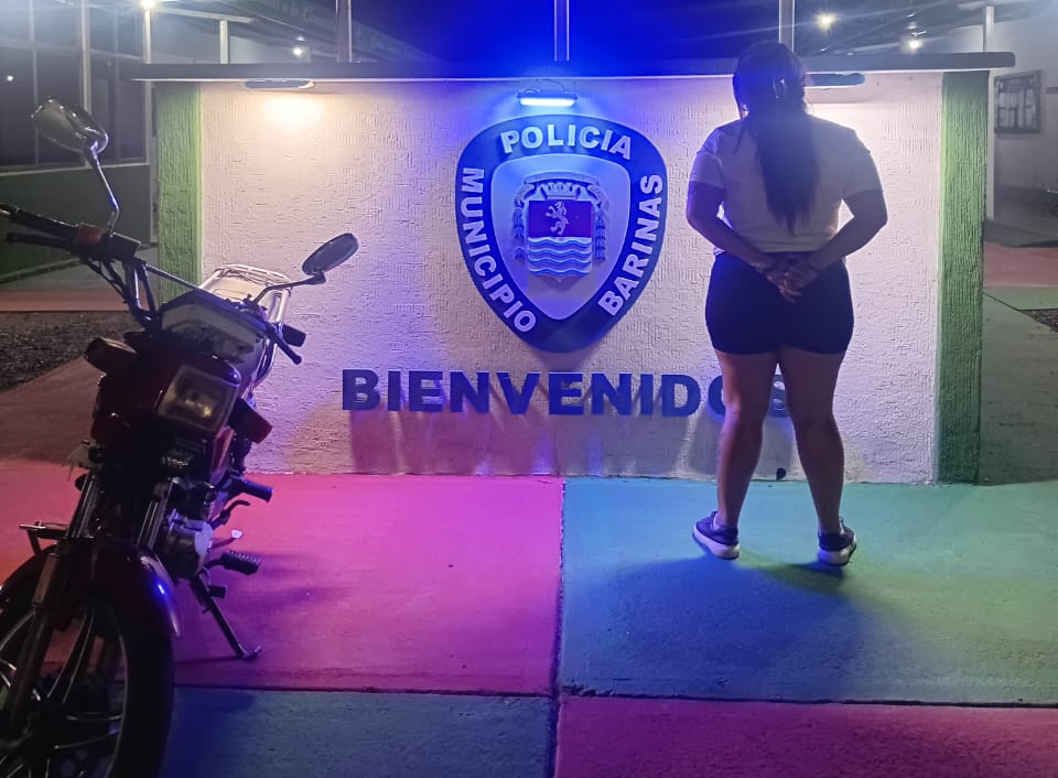 En el barrio Mi Jardín de la parroquia RIMPMB detiene a mujer por agredir a funcionariadurante dispositivo de seguridad vial