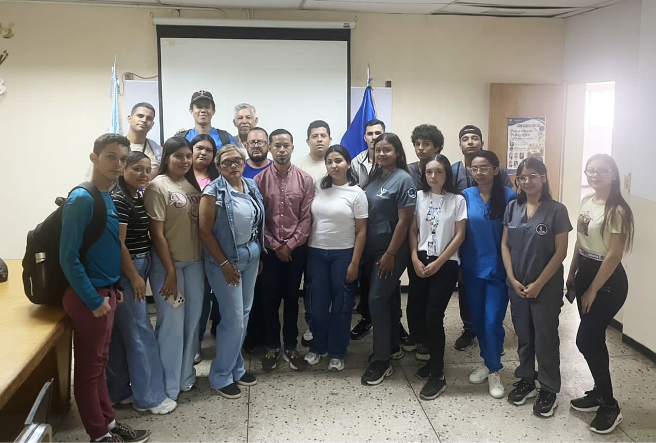 Estudiantes de Psicología de la UBV Barinas se suman como voluntarios a la Comisión de Salud Mental de la Gobernación