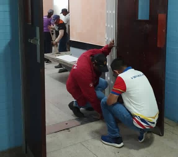 Gobernación realiza trabajos de rehabilitación en áreas de pediatría y consulta externa del Razetti