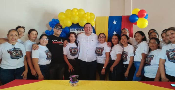 A través de la Gran Misión RobinsonSesenta mujeres de Santa Rosa culminaron su formación académica y recibieron certificados de promoción