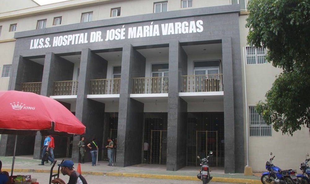 OMS: “Hay 96 pacientes en una salade 8 camas” en el Hospital Vargas de La Guaira