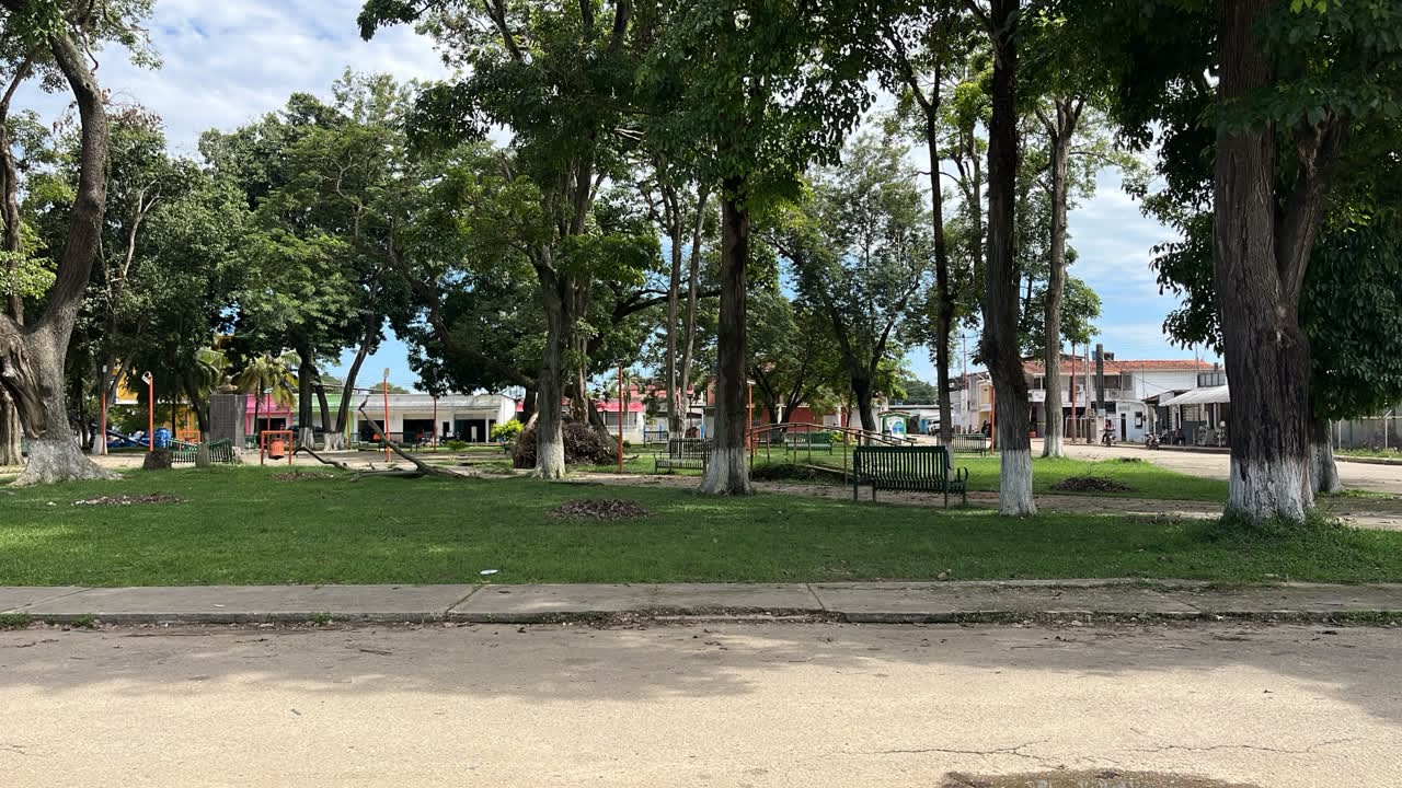 En PedrazaFallas de luz en San Rafael de Canaguáacarrea pérdidas a expendedores y habitantes