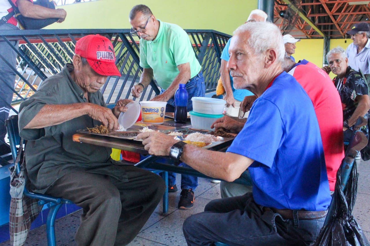 Atención y alimentación para los sectores más vulnerablesUsuarios del Comedor Popular de Barinas valoran reactivación del servicio y mejoras en la atención