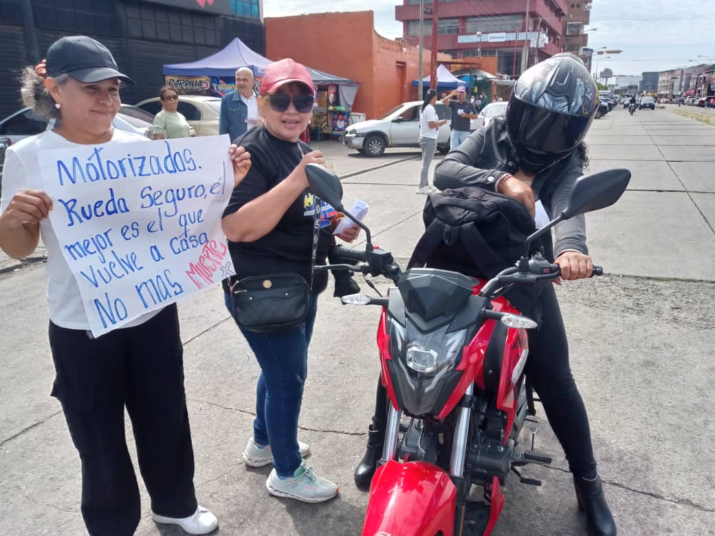 Jornada de concientización realizaciudadanos por la libertad con motorizados