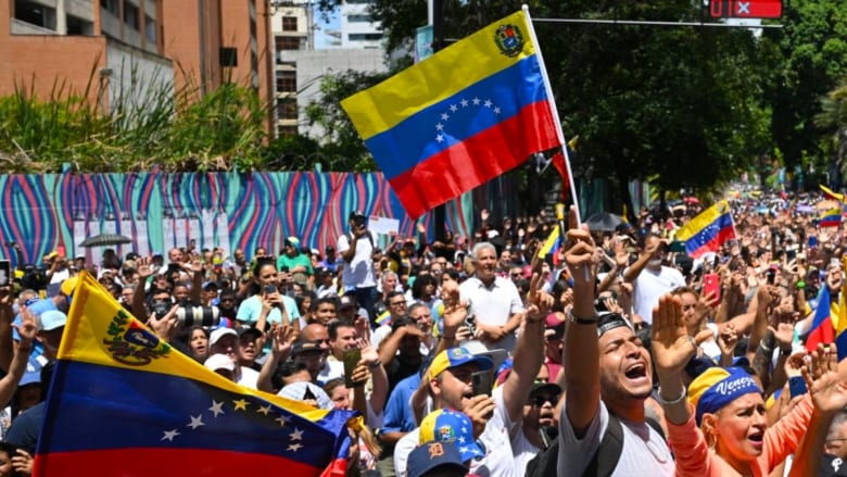 El 41% espera que se produzcan algunos cambios, aunque limitadosDatinCorp: Desgaste económico y crisisde representación marcan ánimo de venezolanos