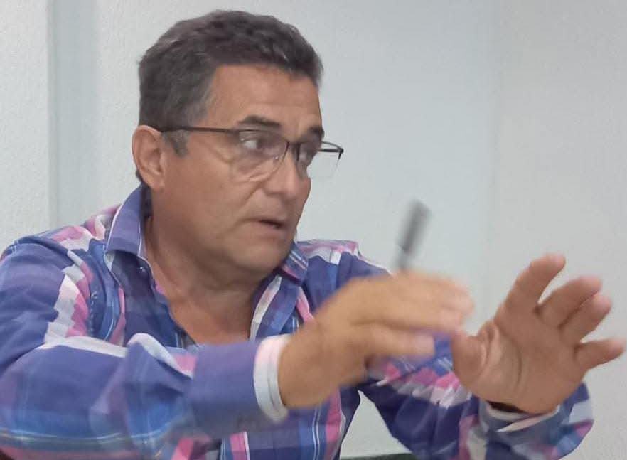 Dr. Jorge MaldonadoElecciones no resuelve las deficienciasde los servicios públicos