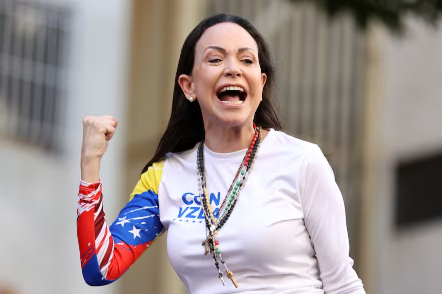 Latam Pulse: Popularidad de María Corina Machado sube a 72% y la de Delcy Rodríguez cae a 64,5%