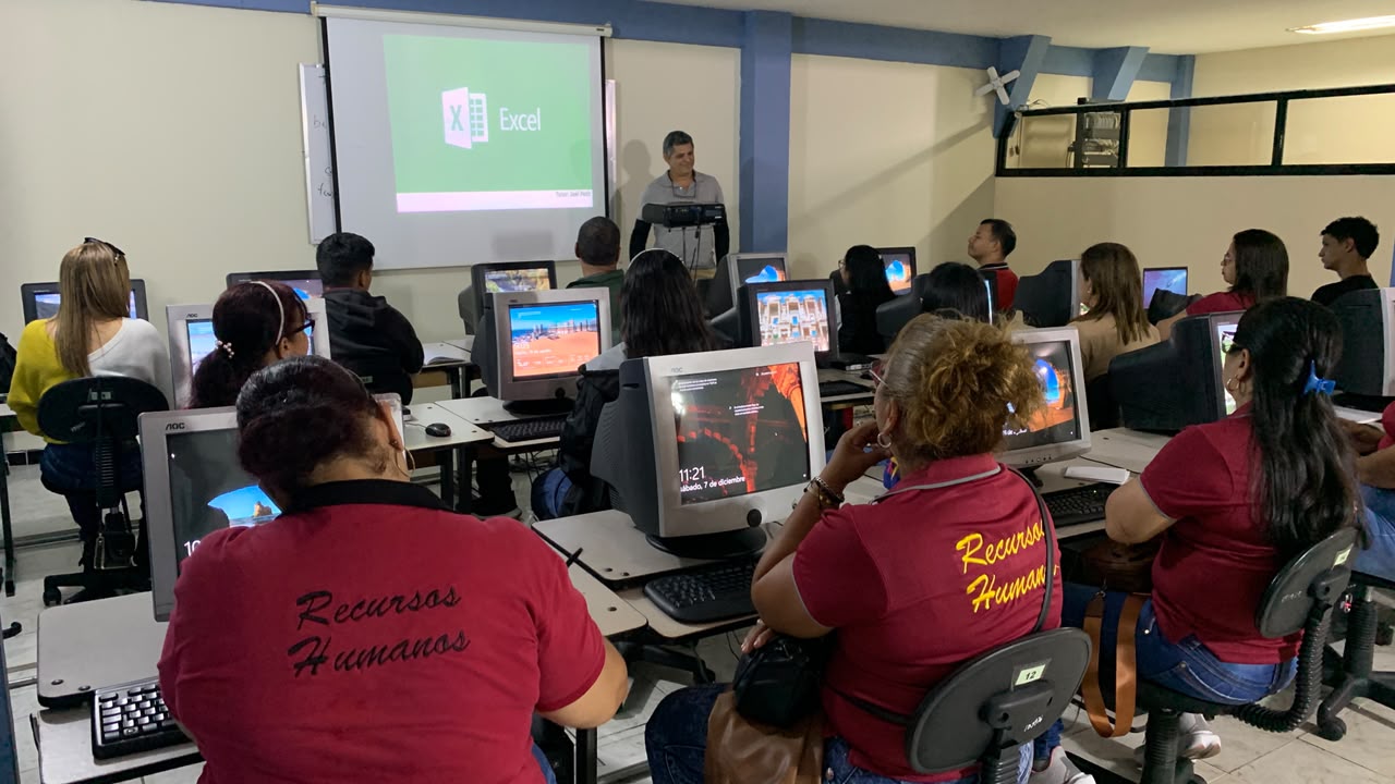 Fortalecimiento de las capacidades del talento humanoBarinas avanza en la transformación digital con capacitación en Microsoft Excel para servidores públicos