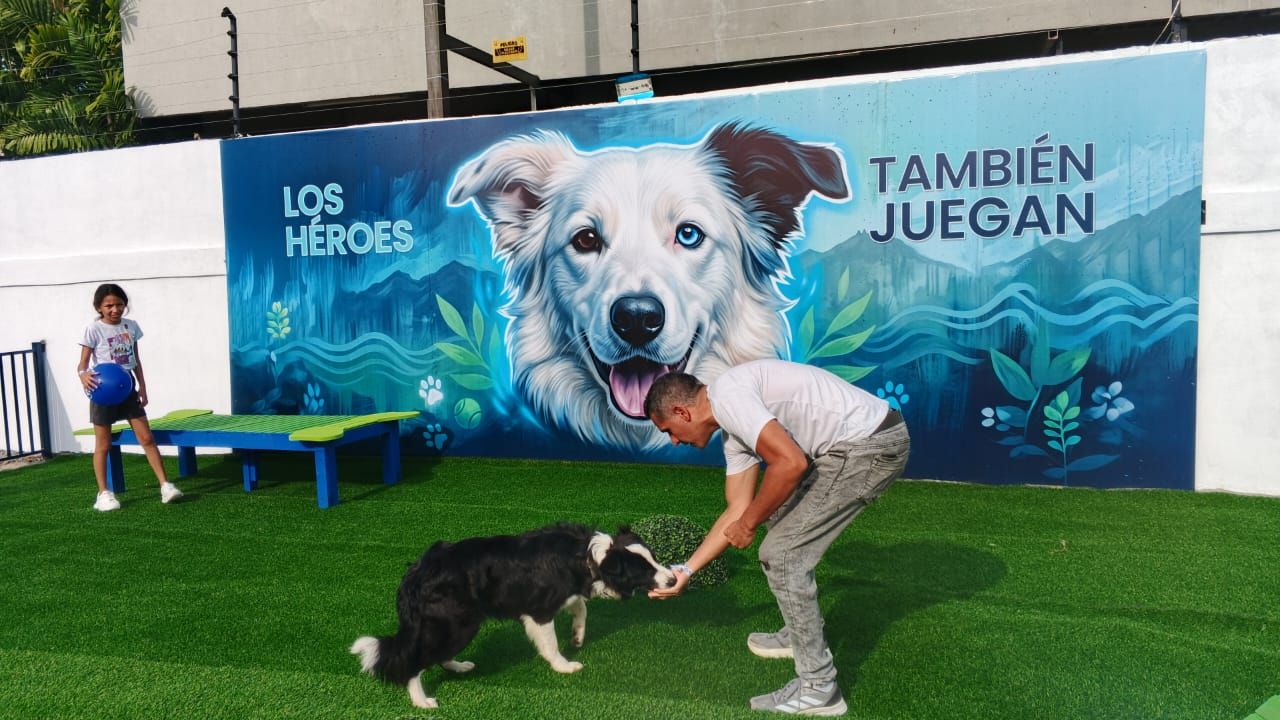 En Terrazas de Alto Barinas SurInaugurado nuevo parque paramascotas en la Plaza Jacques Cortesis