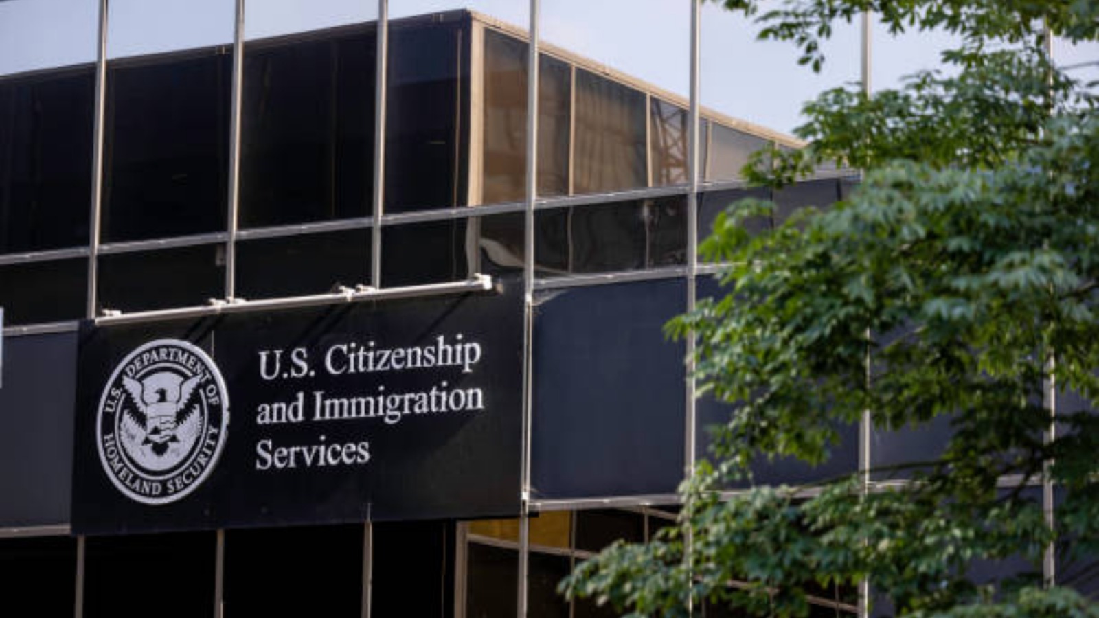 EE.UU. revoca la vigencia del TPS para venezolanos y otras 12 nacionalidades