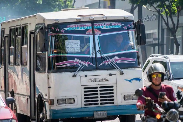 Pasaje urbano ajusta a Bs200su tarifa desde este martes 1Sept