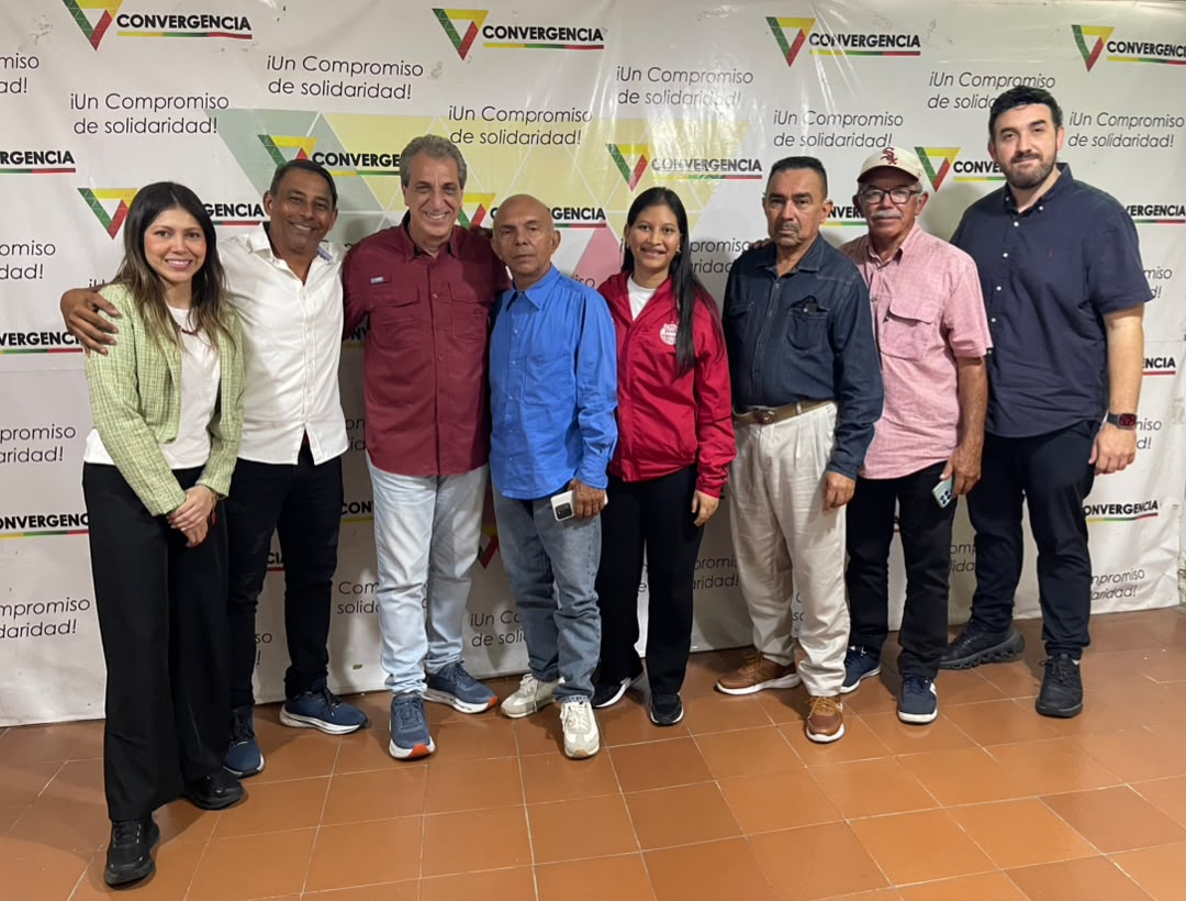 Convergencia Barinas sostuvo encuentrocon su líder nacional Biagio Pilieri