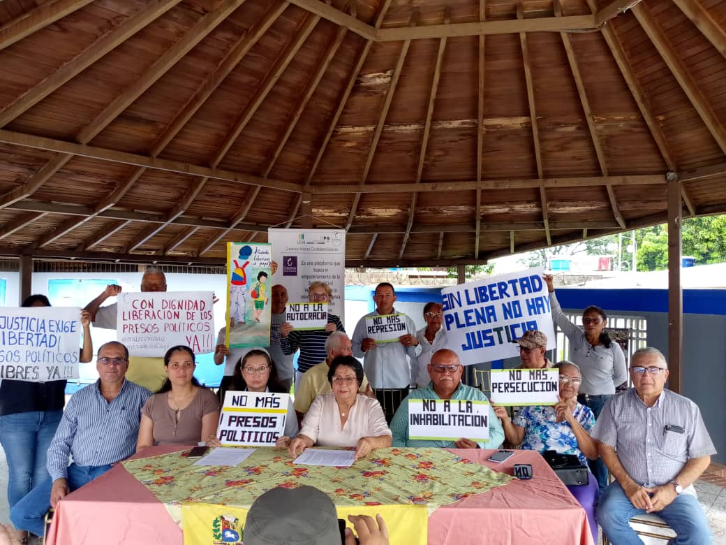 En rueda de prensa simultáneaCreemos Alianza Ciudadana exige libertad plenade presos políticos y rechaza medidas parciales