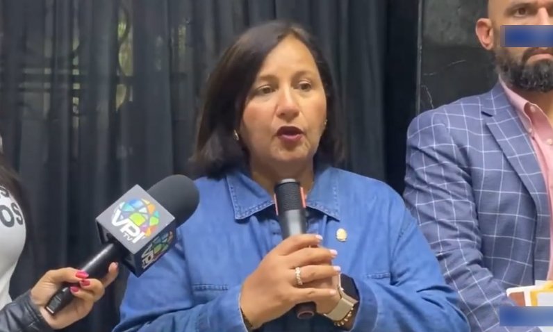 Dinorah Figuera promete defender casosde presos políticos en la mesa de diálogo