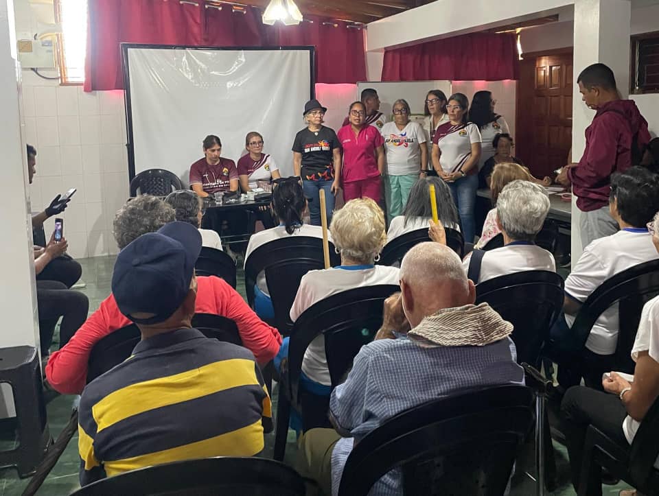 En la urbanización Rodríguez DomínguezJornada de atención integral favoreció a adultos mayores de Barinas