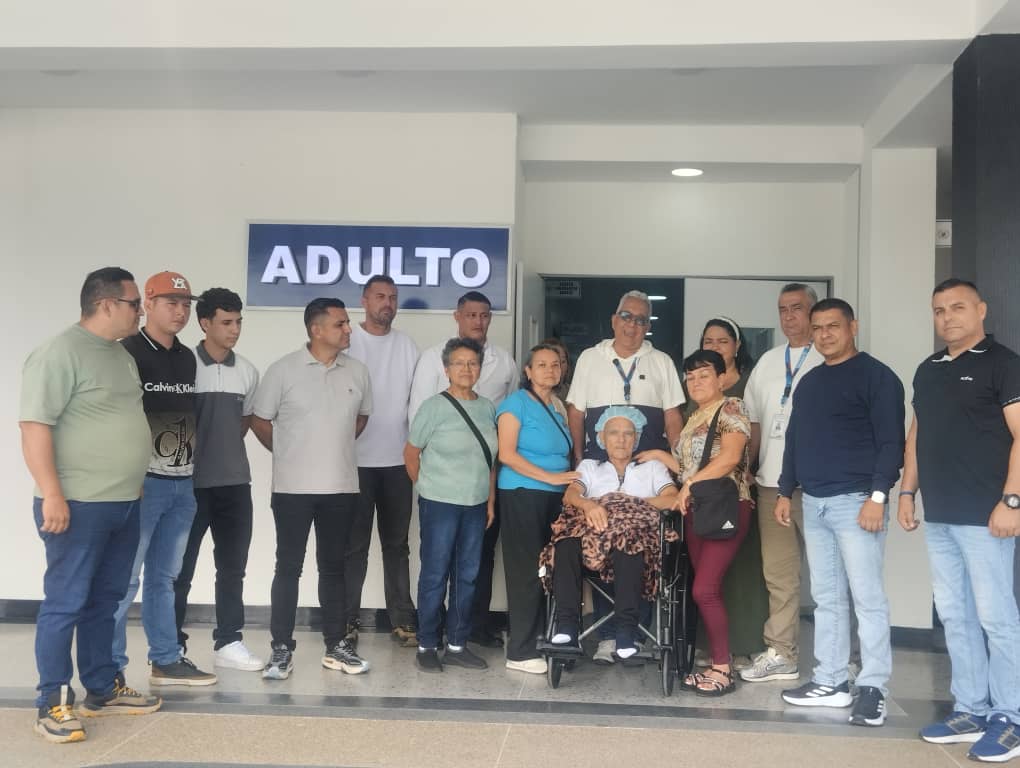 13 barineses favorecidos en 1ra jornada de implantación de marcapasos del 1X10 realizada en el Hospital Militar