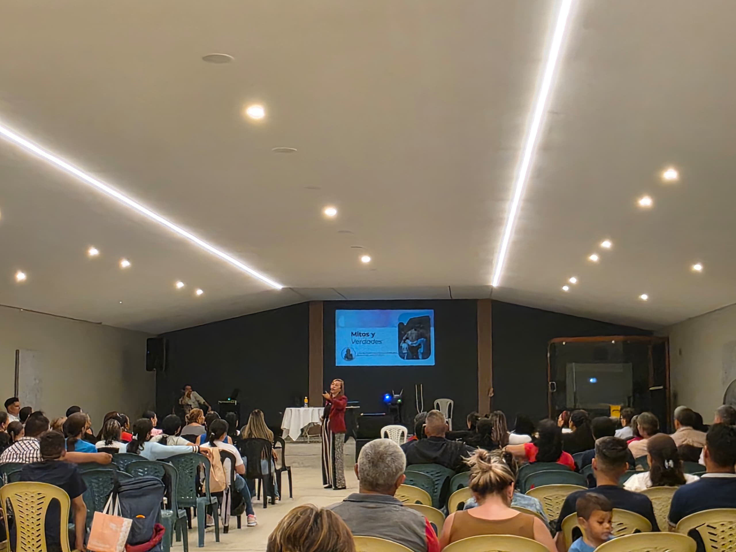 Según Marisela RamírezCrianza con propósito transformahogares a través de límites y valores