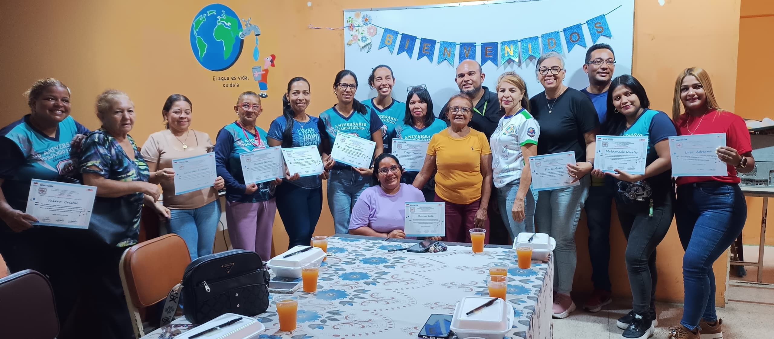 E.T.I. «Ezequiel Zamora» celebró el Día de la Secretaria y el Secretario con agasajo y encuentro de experiencias