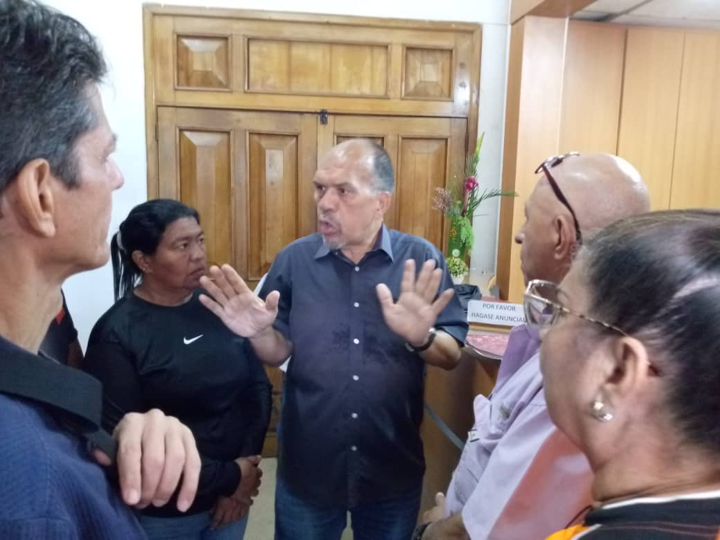 Entre tensiones y altercadosIntergremial Universitaria se declara en protestatras toma del rectorado de la Unellez