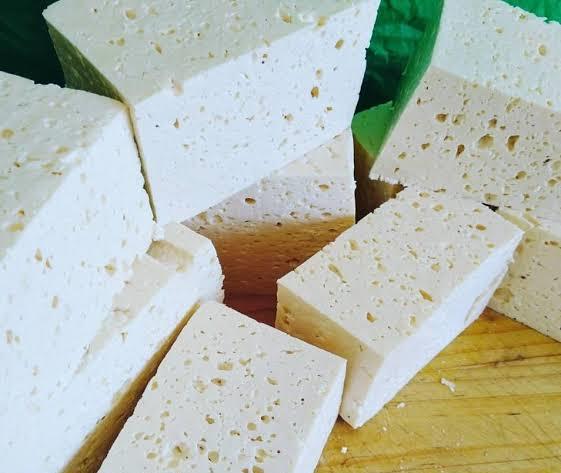 Queso llanero superalos 6.8$ por kilo