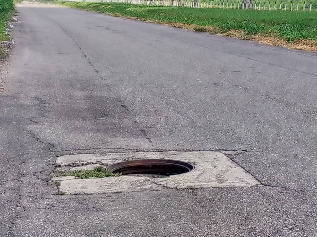 Robo de tapas de boca de visita denuncianen la avenida Nueva Torunos